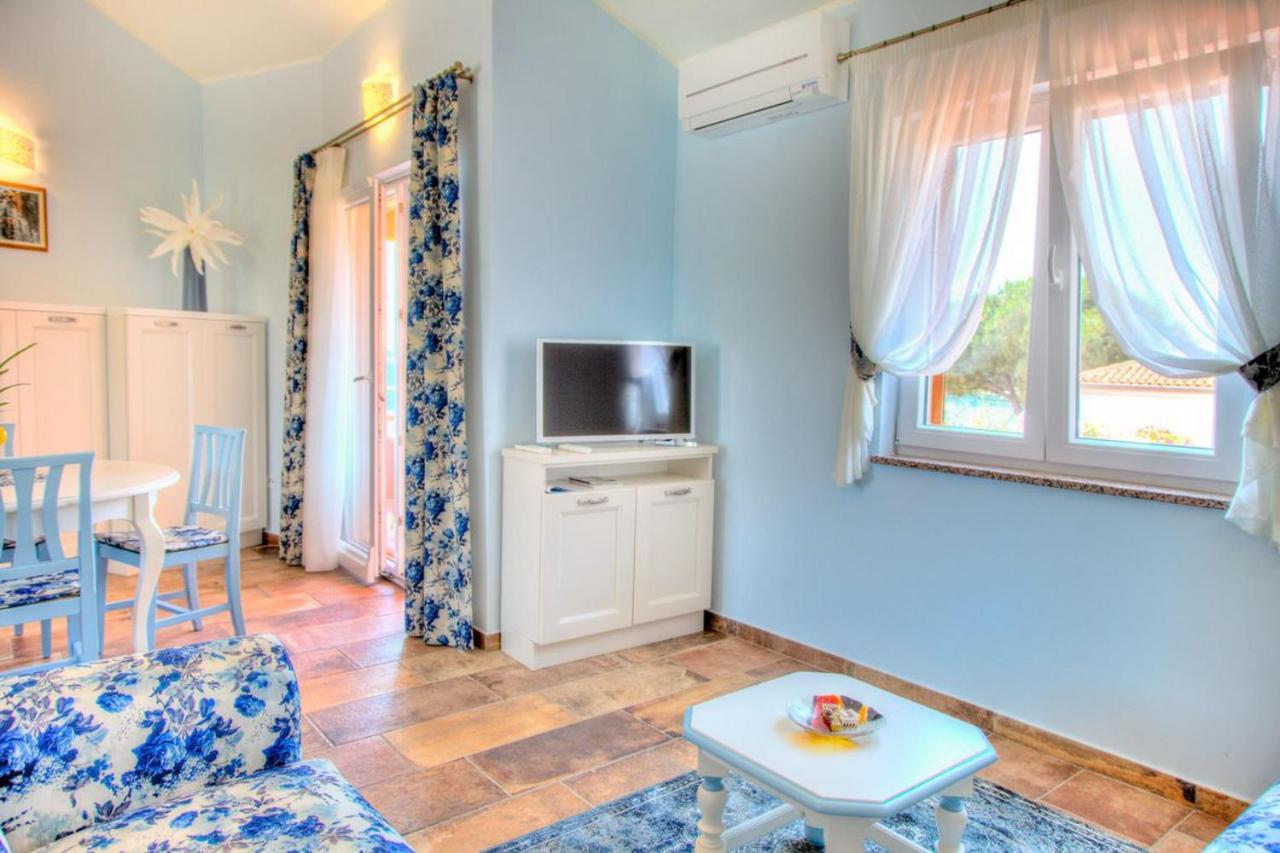 Apartments Petra Near Beach Веруда Экстерьер фото